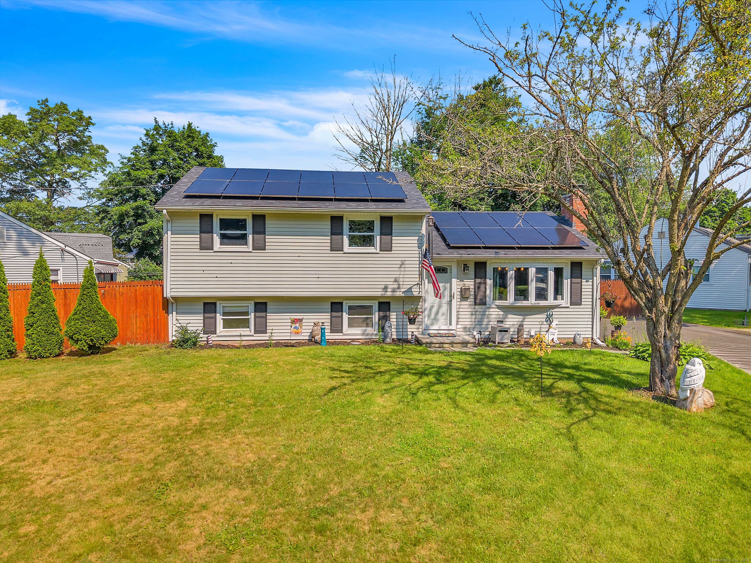 6 Pinecrest Drive