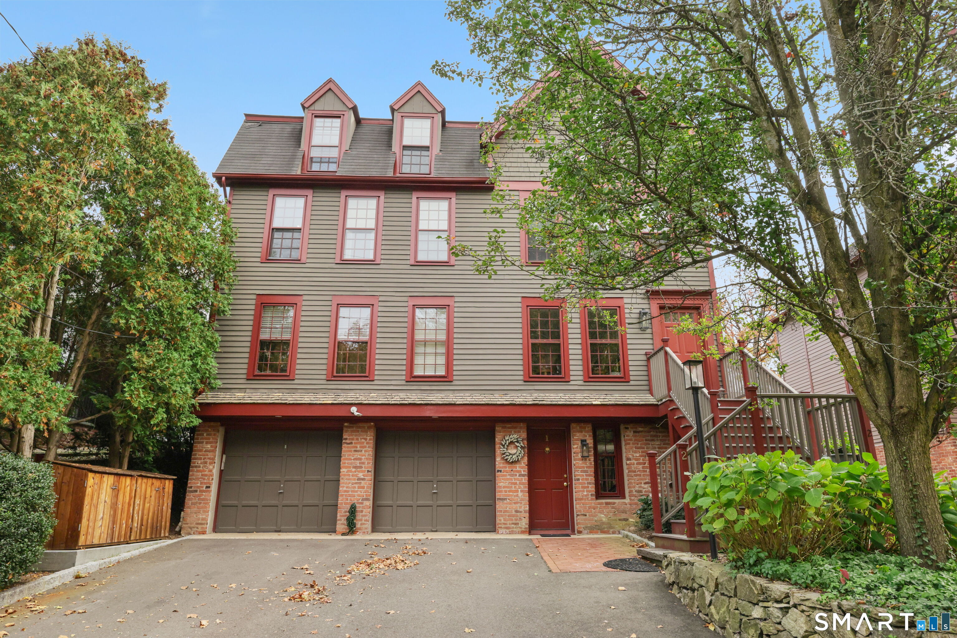 49 Indian Harbor Drive 1