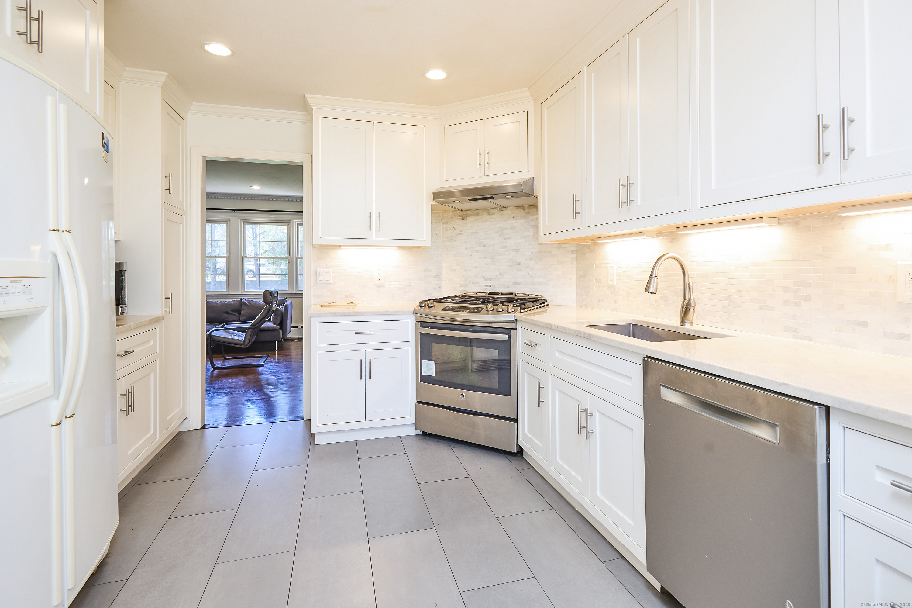 44 Woodway Road, Stamford, Connecticut image 11