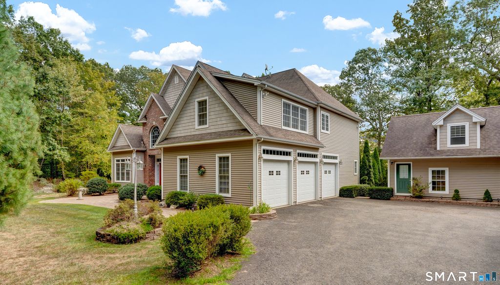 Photo of 4 Bishop Road, Oxford, CT 06478 (MLS # 24163376)