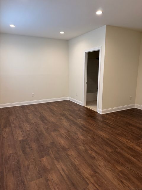 Tiny photo for 10 Putnam Lane #10, Danbury, CT 06810 (MLS # 24141798)