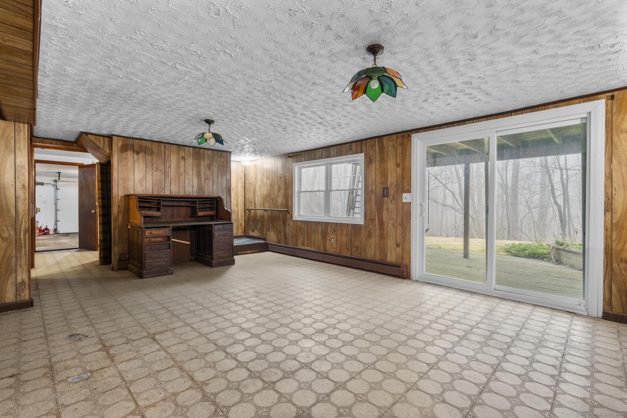 7 Hodio Drive, Ansonia, Connecticut image 21
