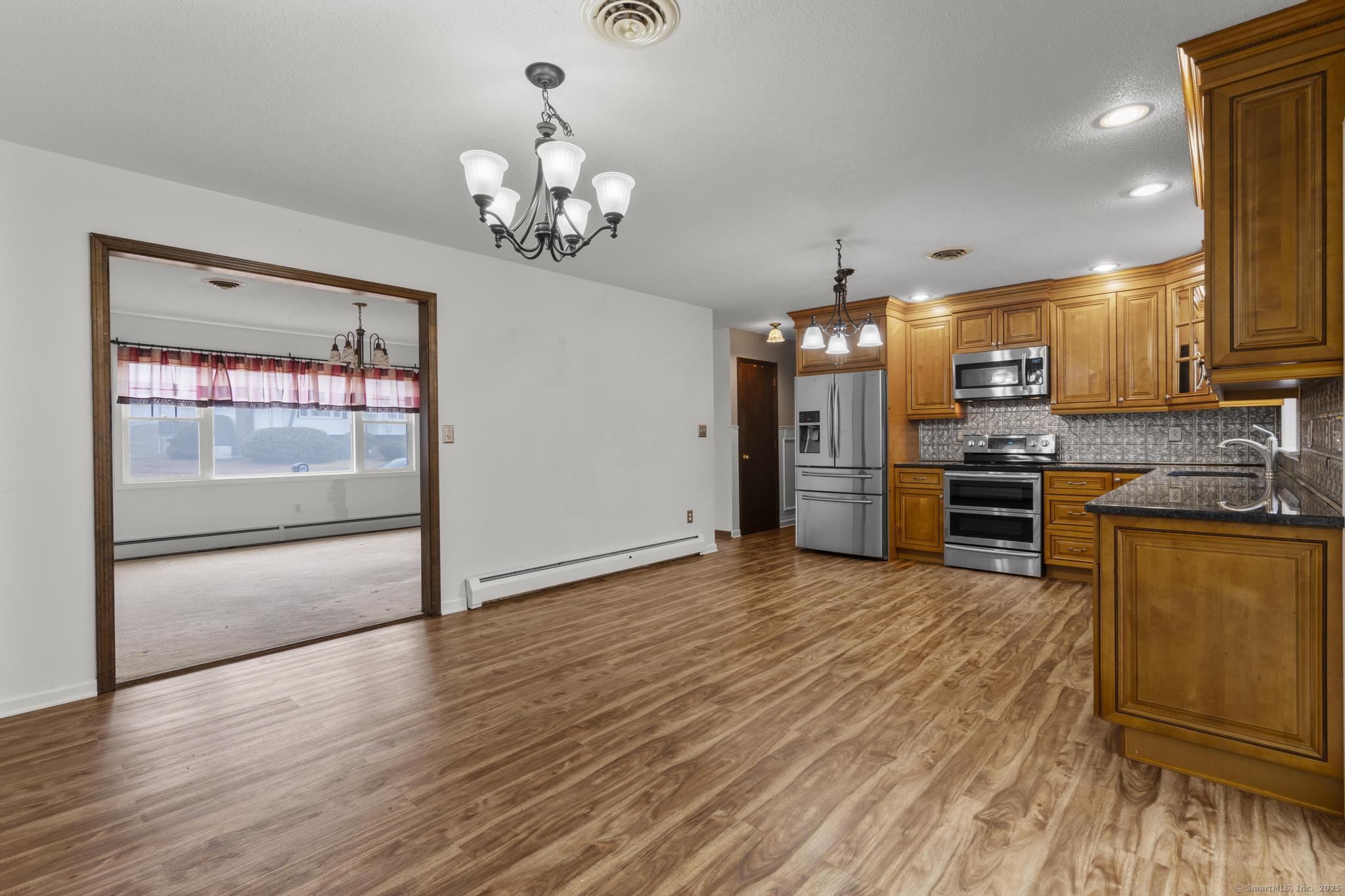 7 Hodio Drive, Ansonia, Connecticut image 10