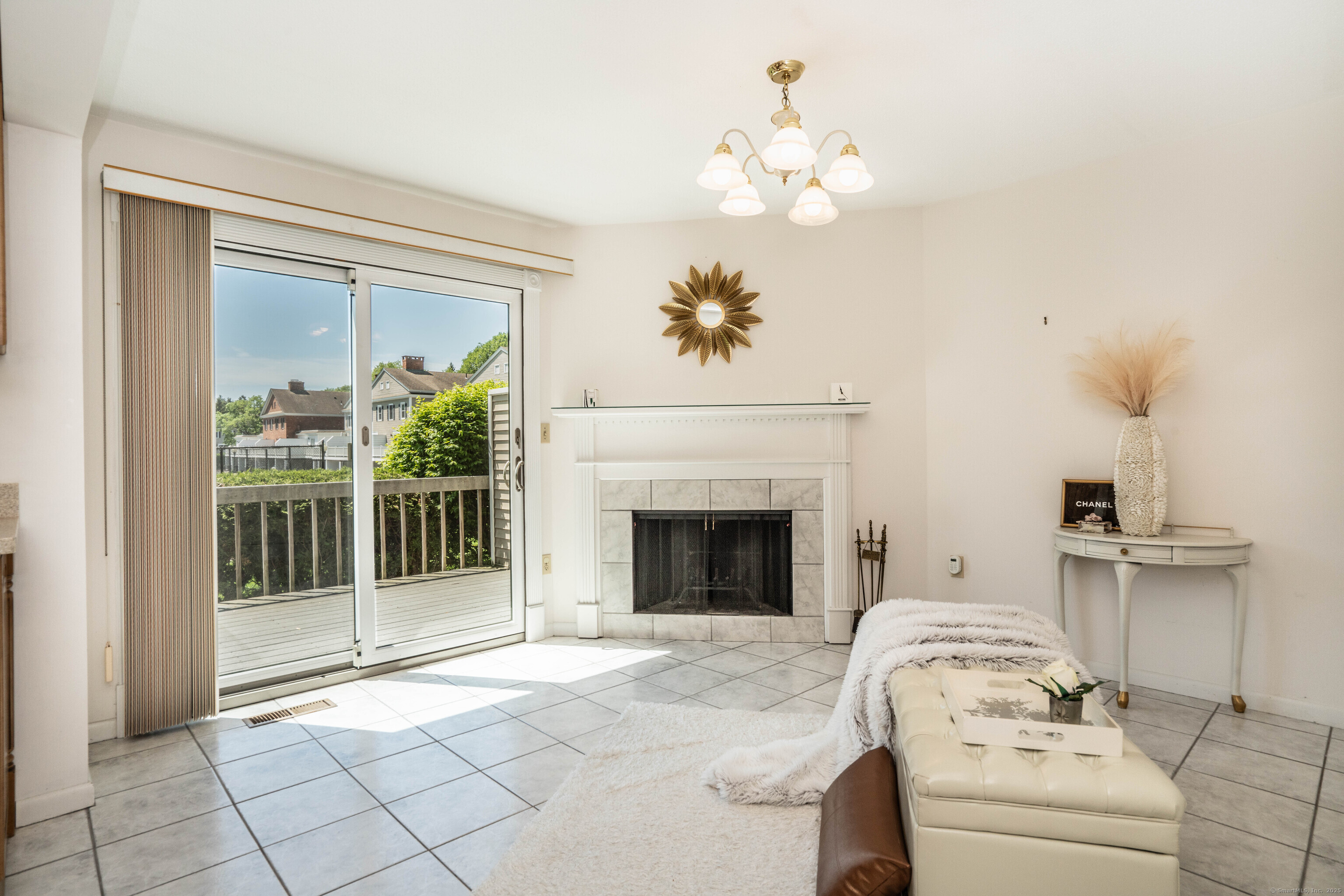 592 Mountain Road #A, West Hartford, Connecticut image 14