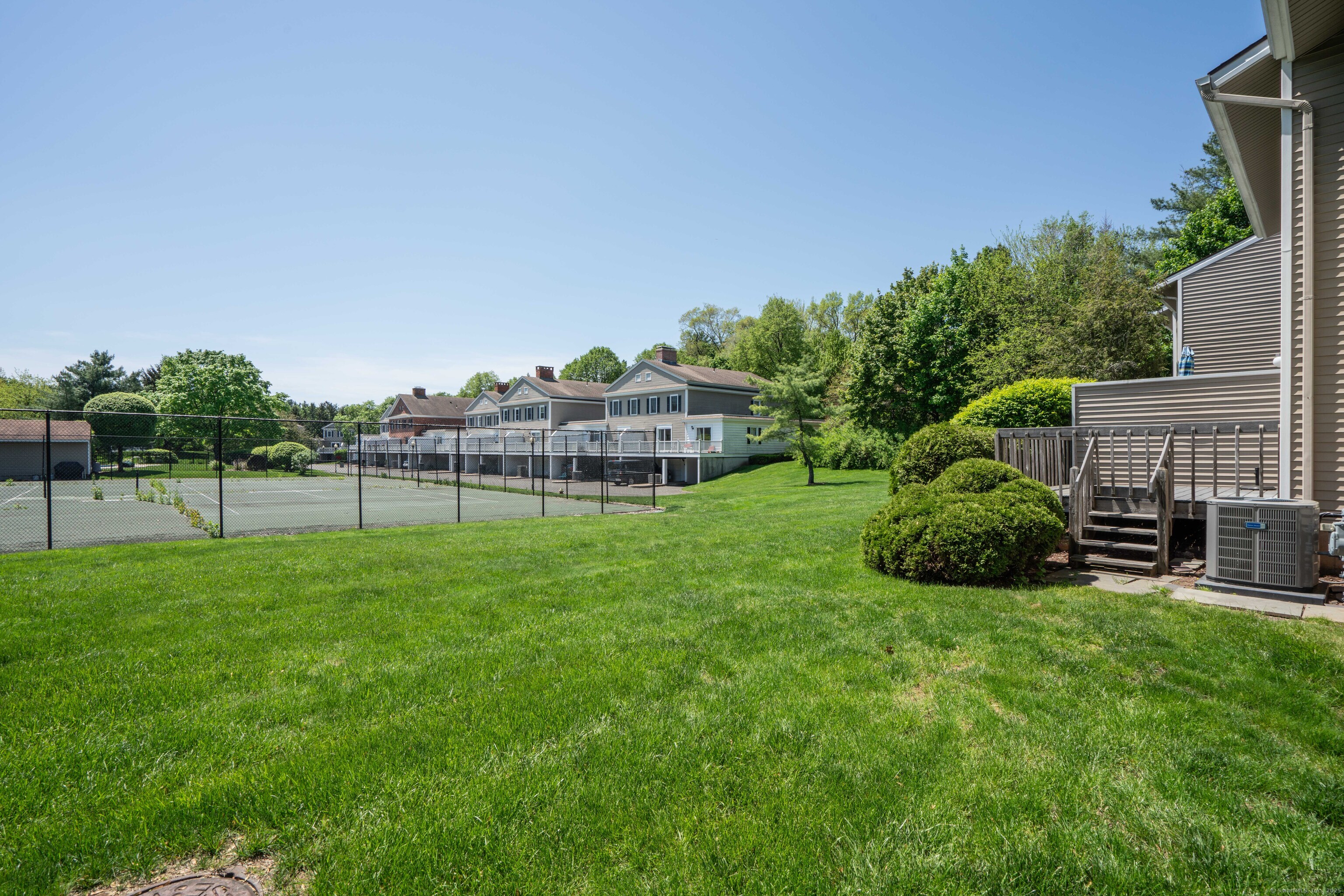 592 Mountain Road #A, West Hartford, Connecticut image 32