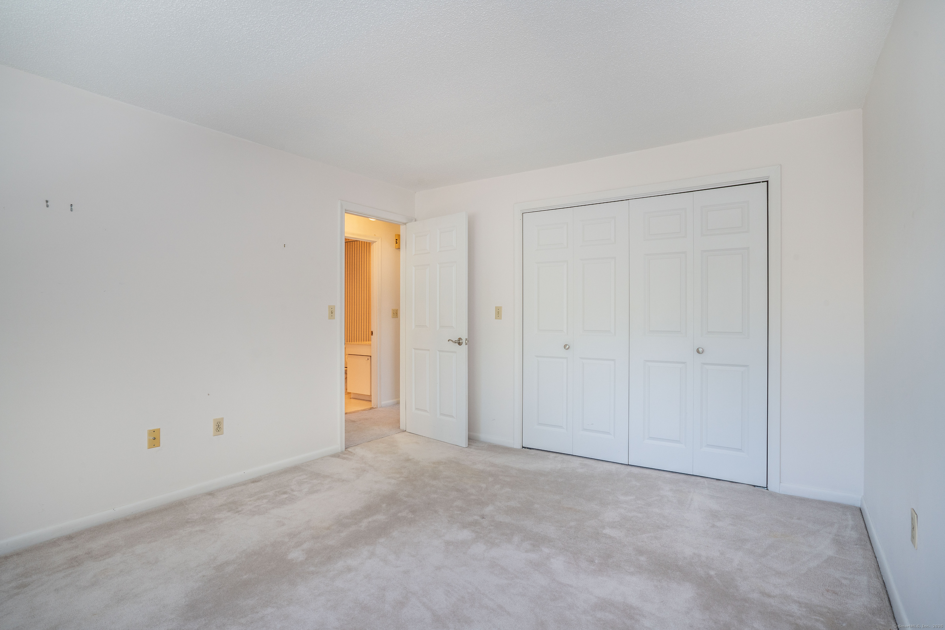 592 Mountain Road #A, West Hartford, Connecticut image 22