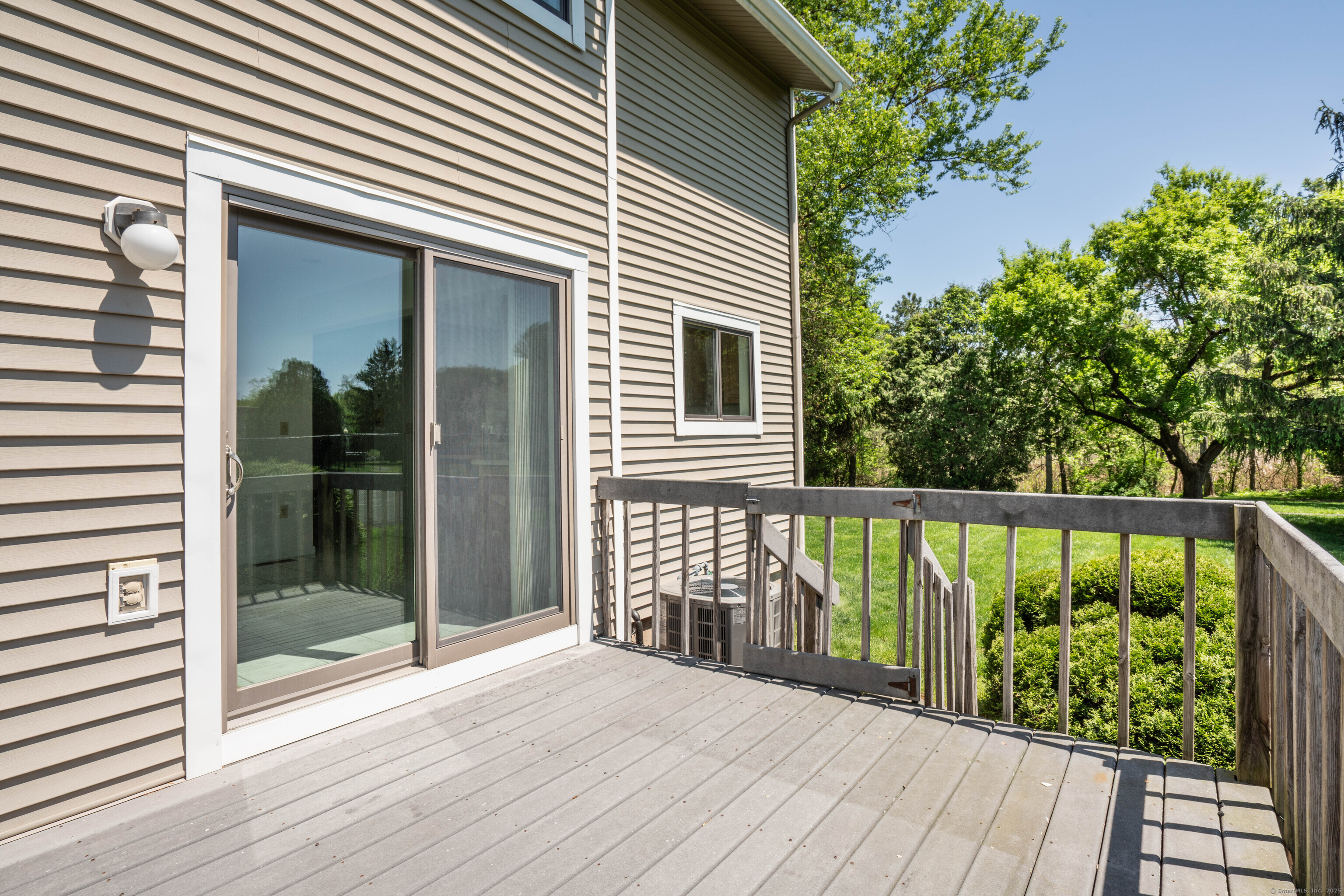 592 Mountain Road #A, West Hartford, Connecticut image 30