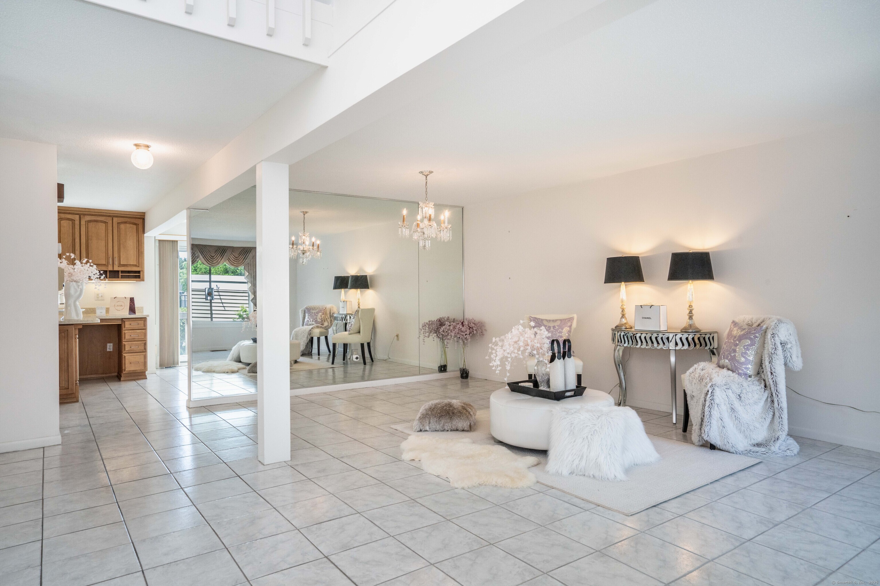 592 Mountain Road #A, West Hartford, Connecticut image 5