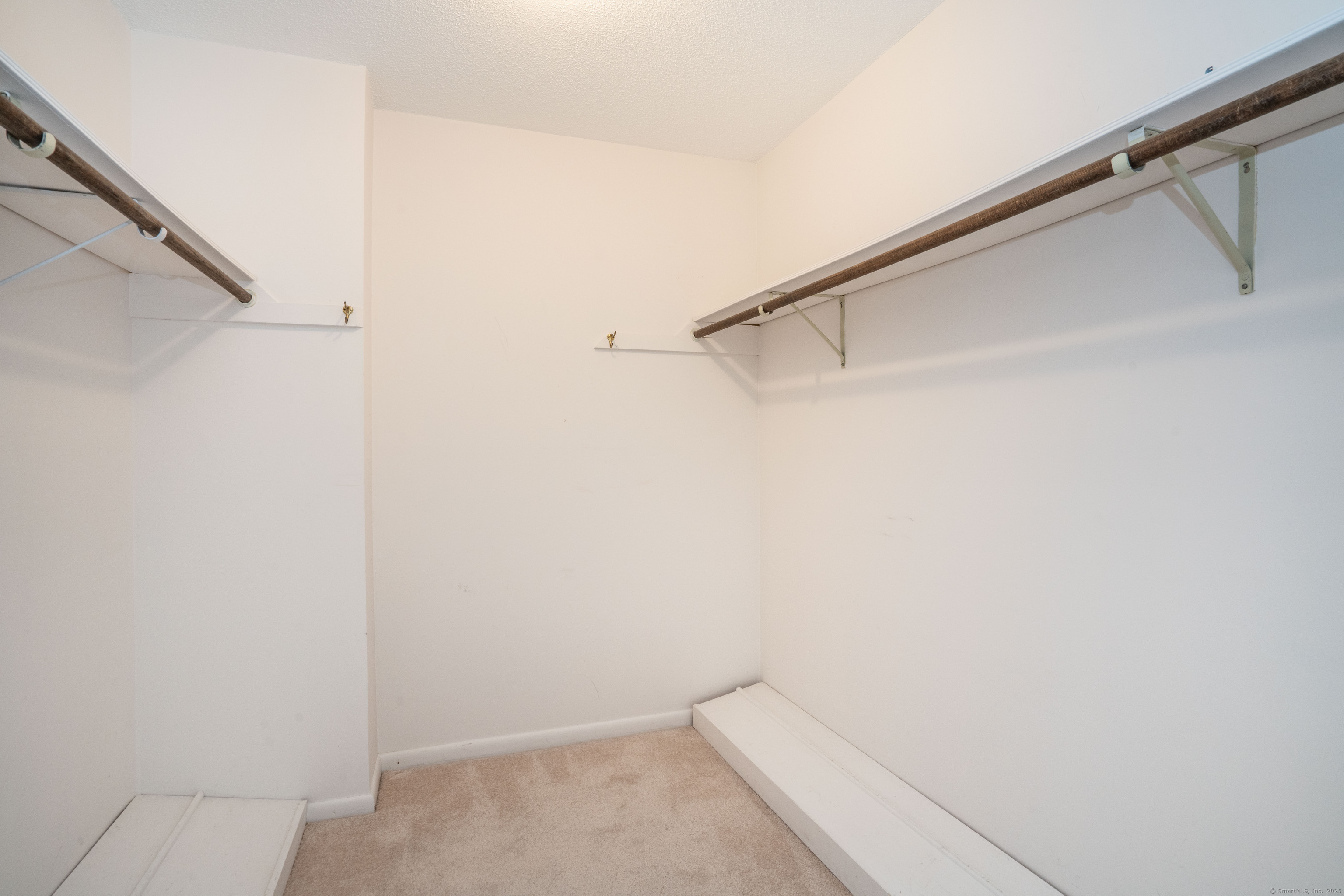 592 Mountain Road #A, West Hartford, Connecticut image 20