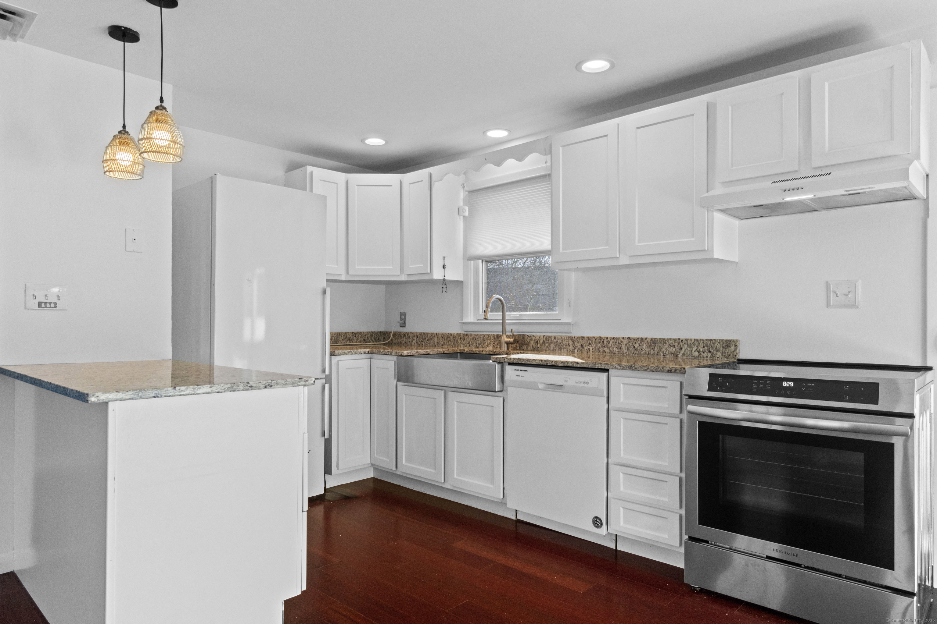 14 Bassett Road, Branford, Connecticut image 11