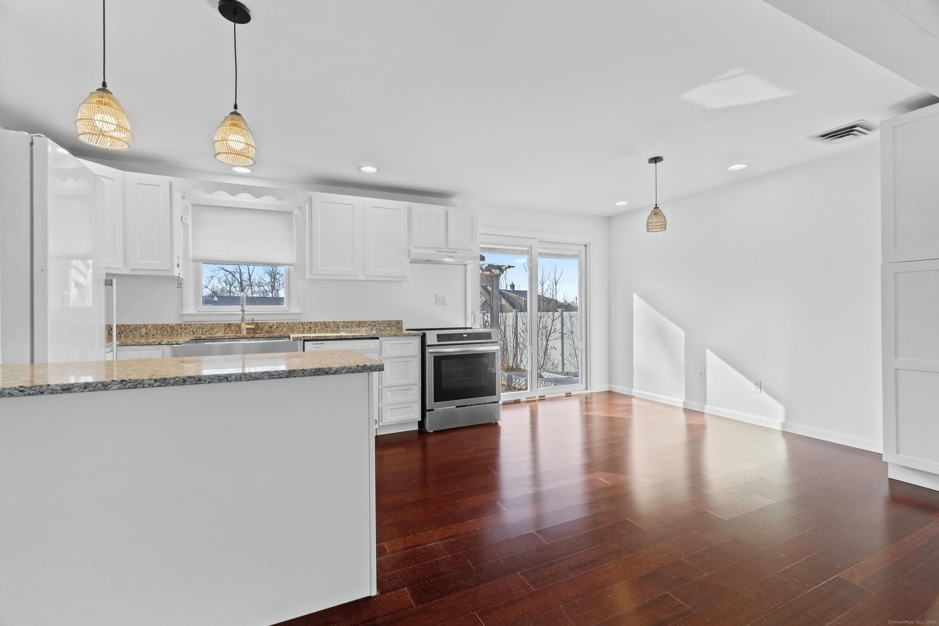14 Bassett Road, Branford, Connecticut image 12