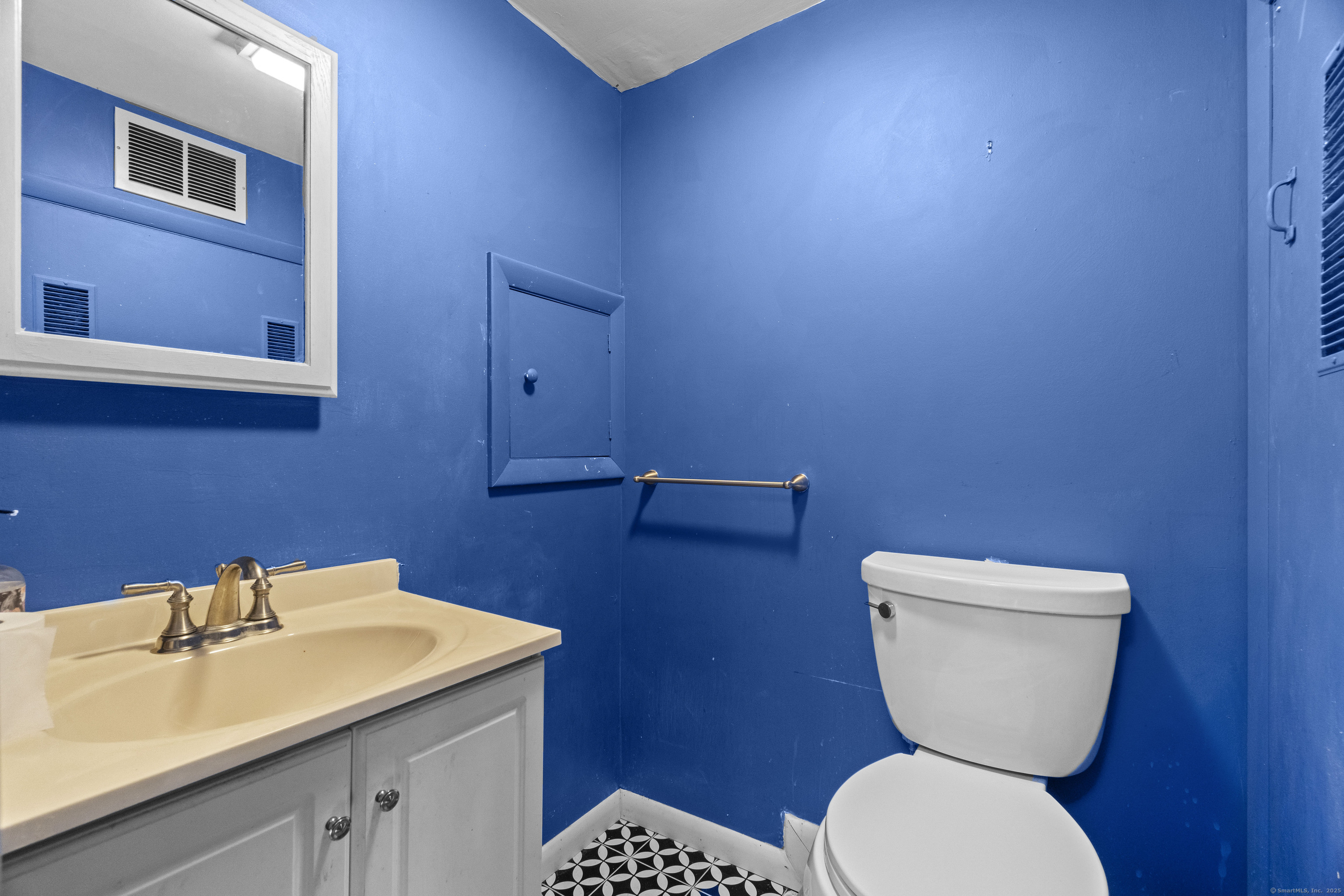 14 Bassett Road, Branford, Connecticut image 32