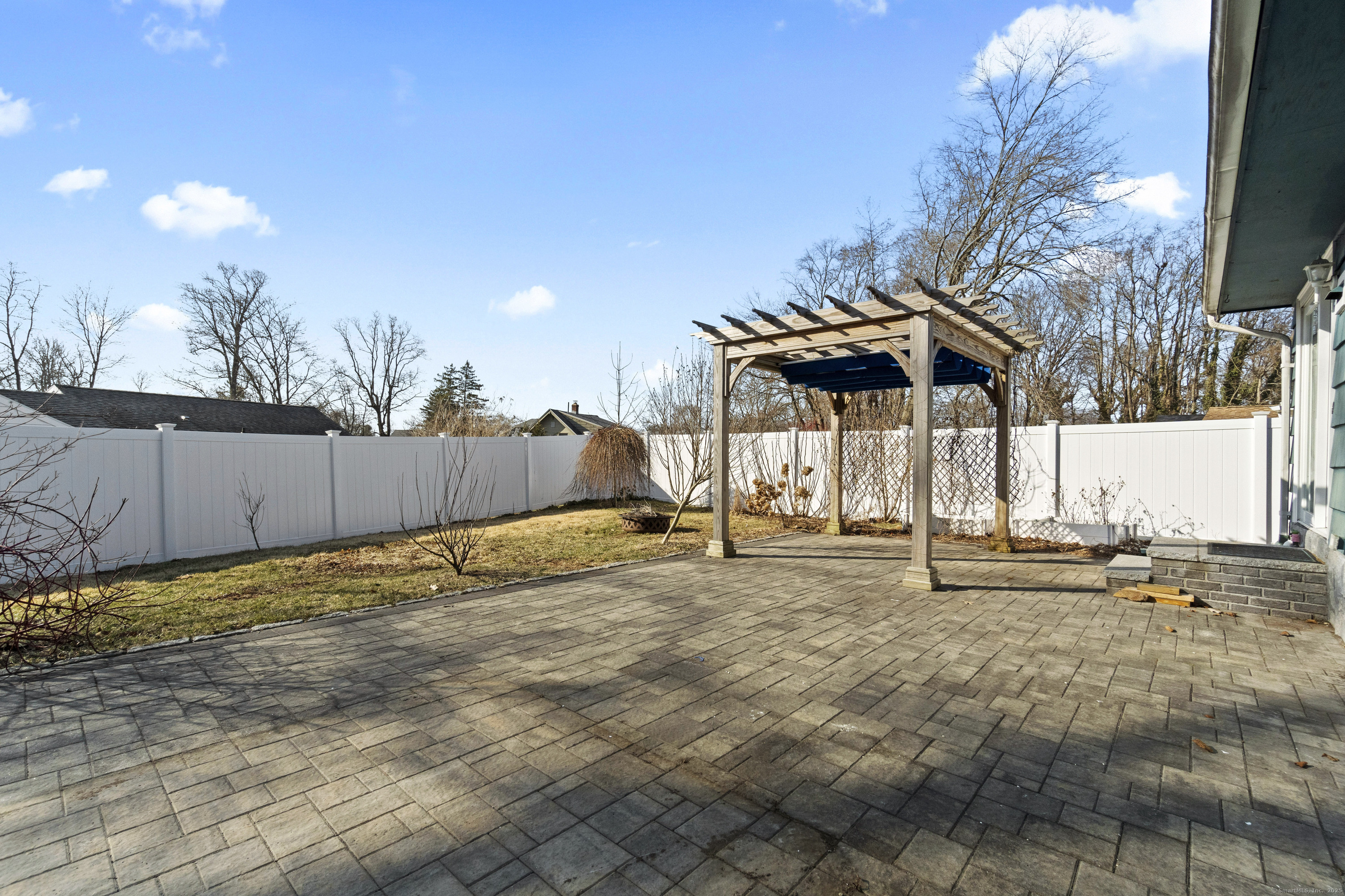 14 Bassett Road, Branford, Connecticut image 5
