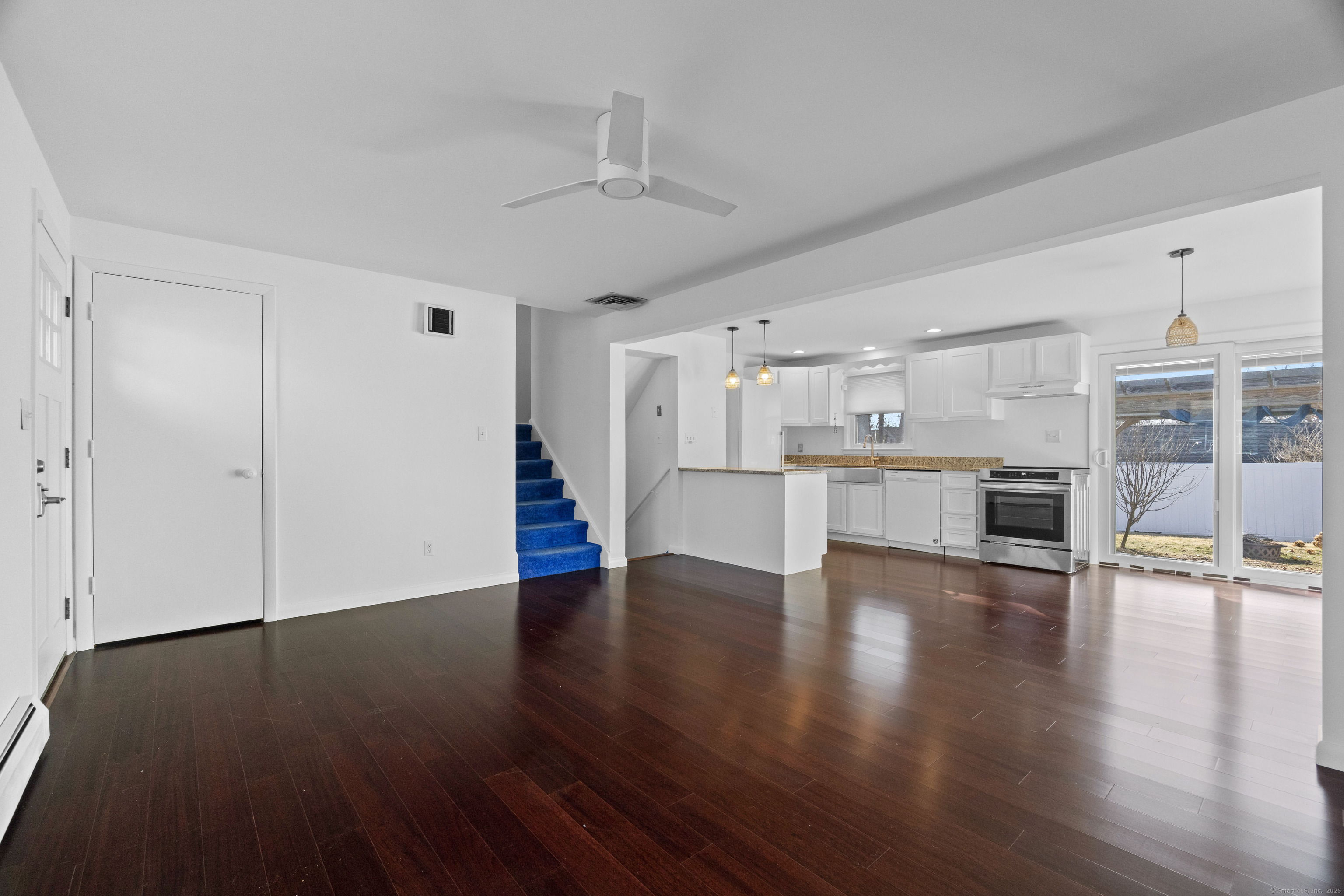 14 Bassett Road, Branford, Connecticut image 10