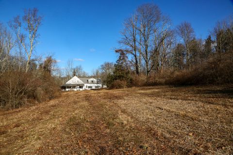 A home in Warren