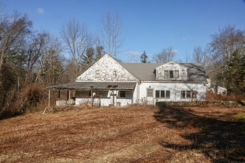 A home in Warren