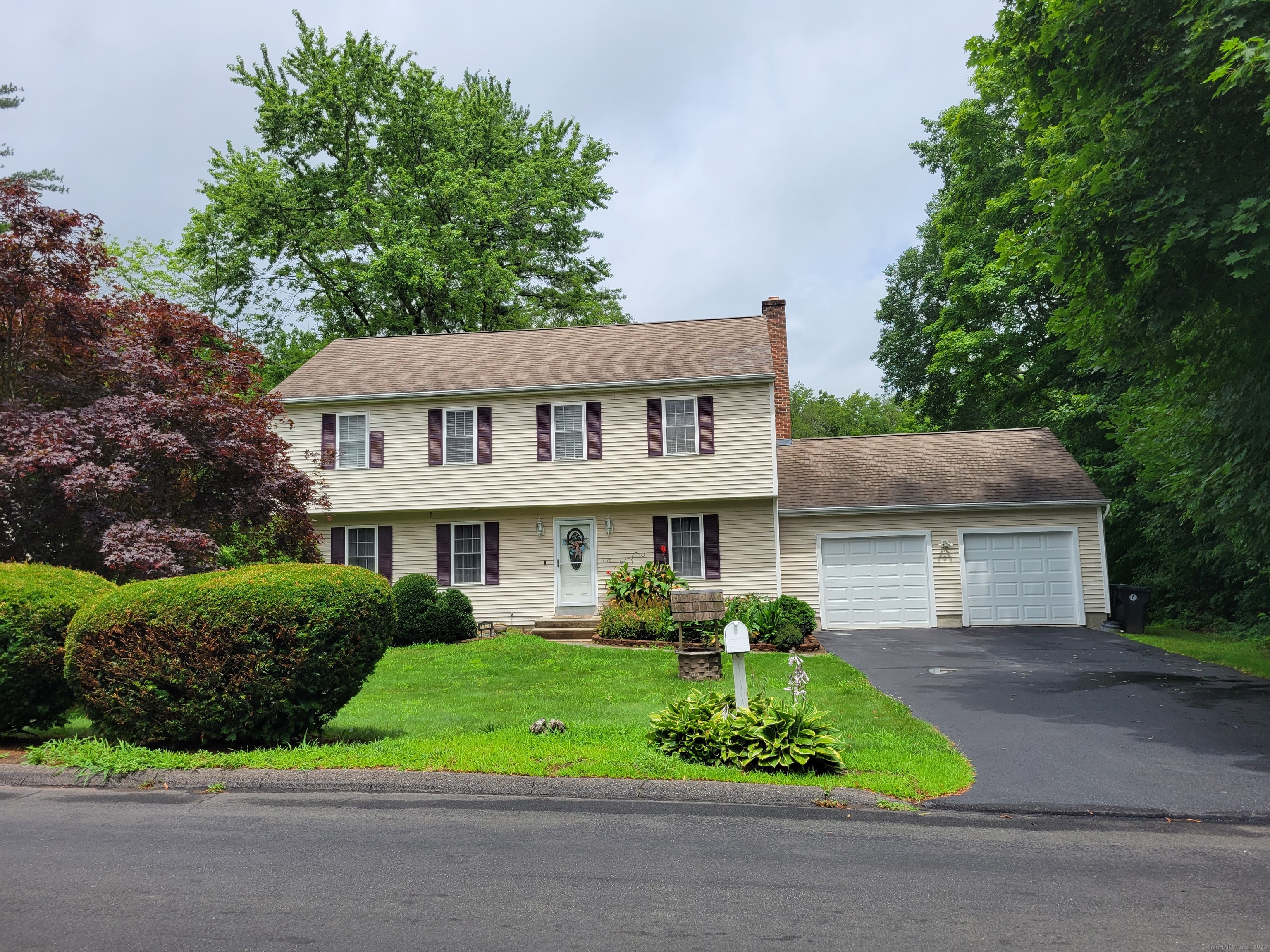 Photo 2 of 21 of 1778 Old Waterbury Road house