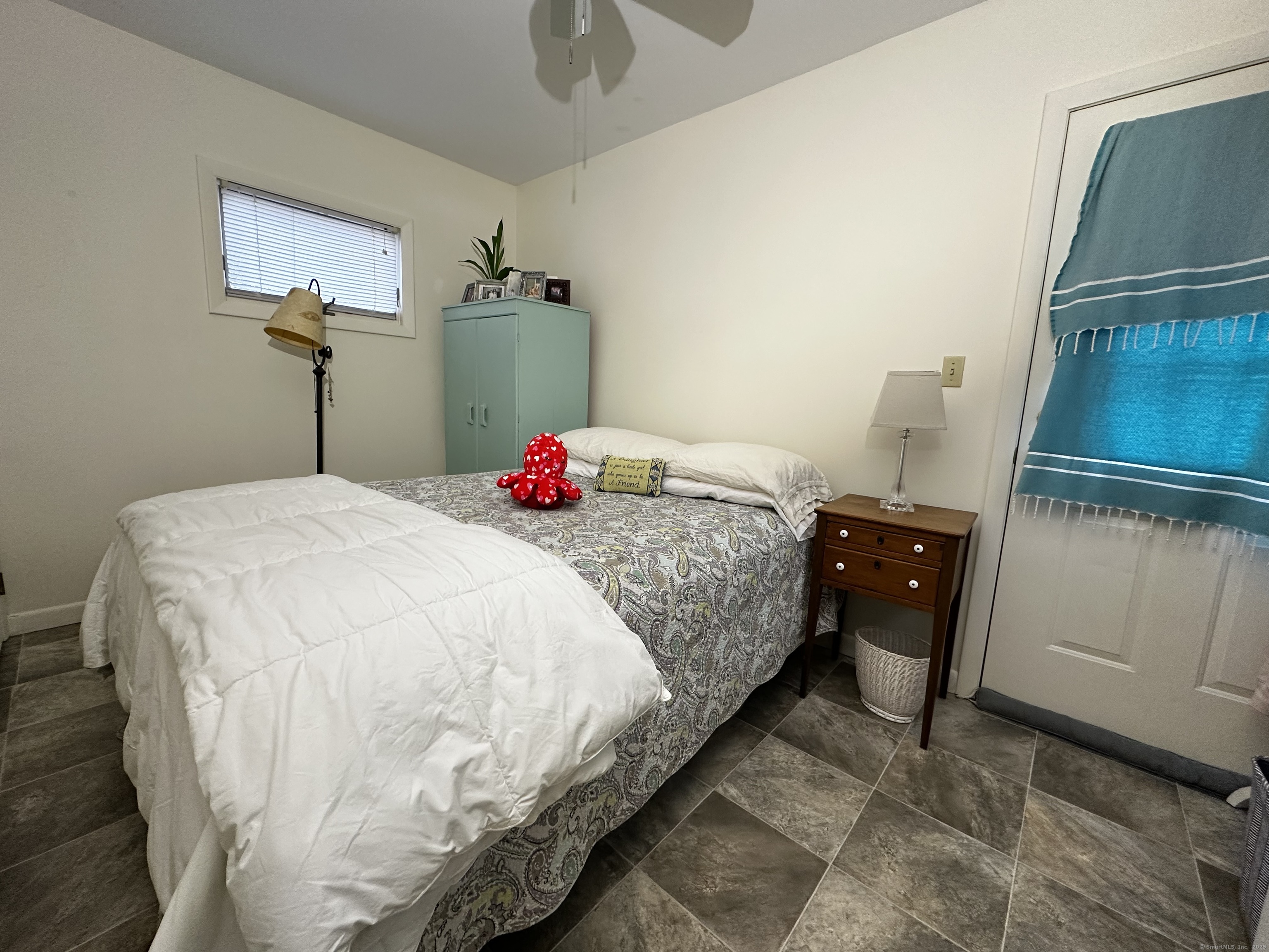 East Lyme, Connecticut 06357, United States, 2 Bedrooms Bedrooms, ,2 BathroomsBathrooms,Residential,Active,85306