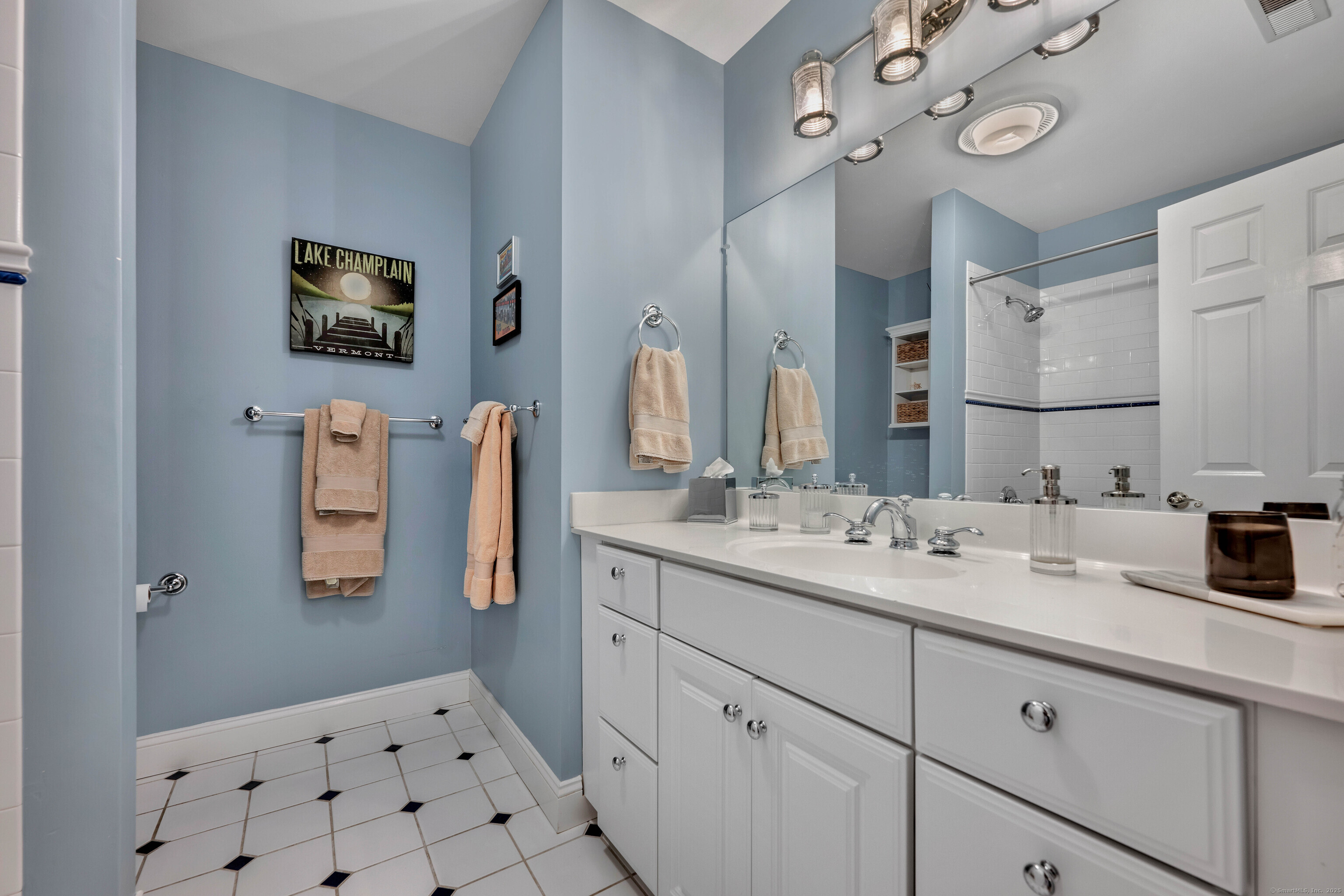 45 E Farm Road, Middlebury, Connecticut image 27