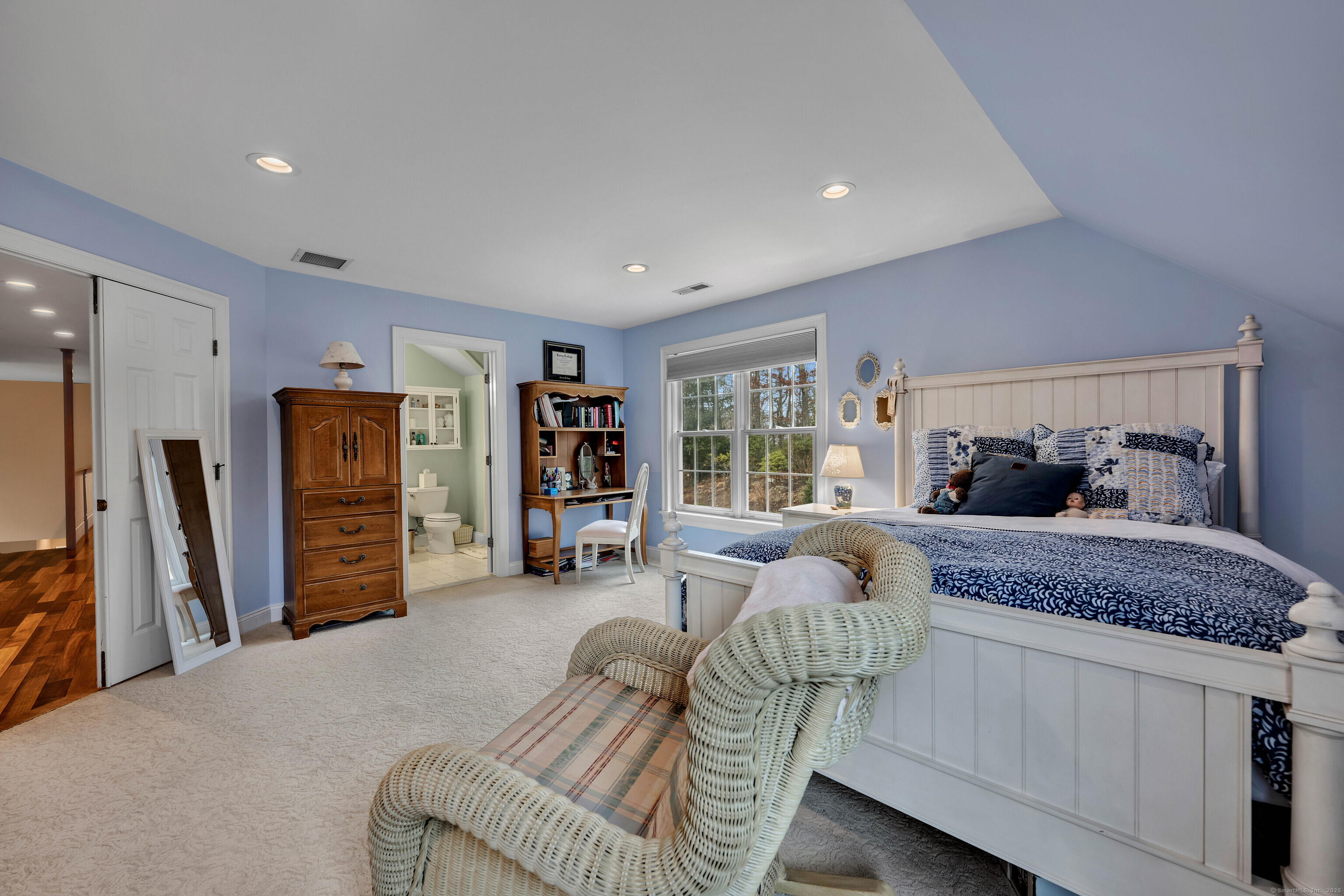 45 E Farm Road, Middlebury, Connecticut image 24