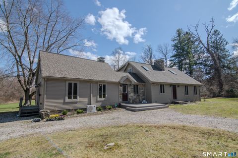 28 Walas Road Plainfield CT 06354