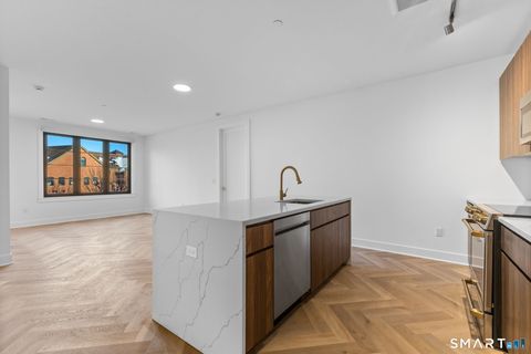 Photo of 100 E Putnam Avenue #203, Greenwich, CT 06807 (MLS # 24153202)