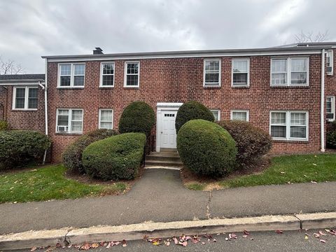 Tiny photo for 5 Clarmore Drive #2A, Norwalk, CT 06850 (MLS # 24136526)