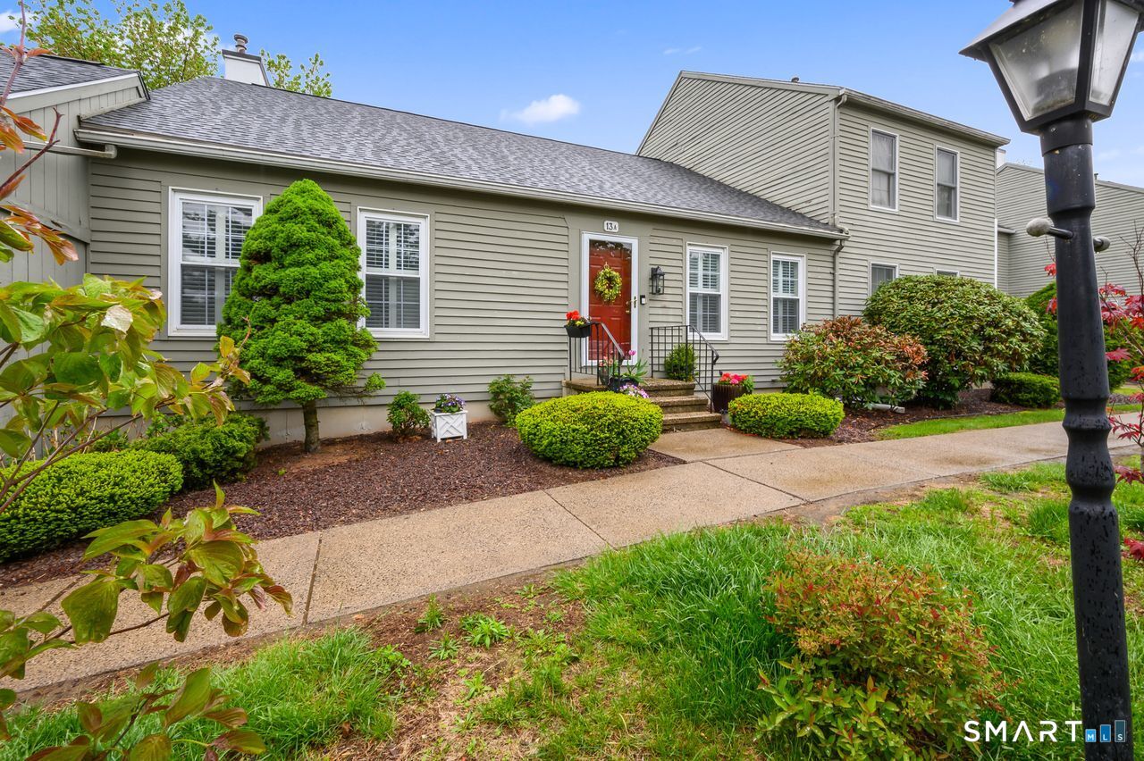 13 Riverview Drive A