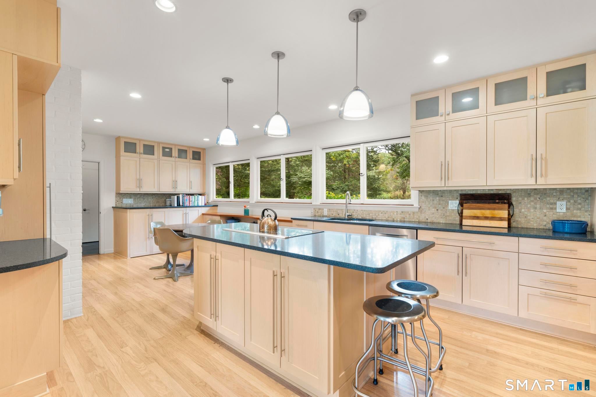 10 Fox Hill Road