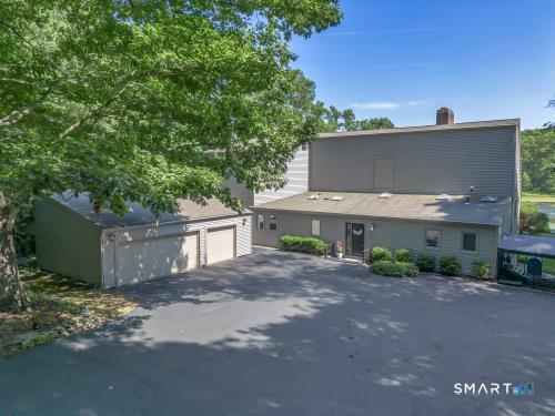 106 Hunt Road