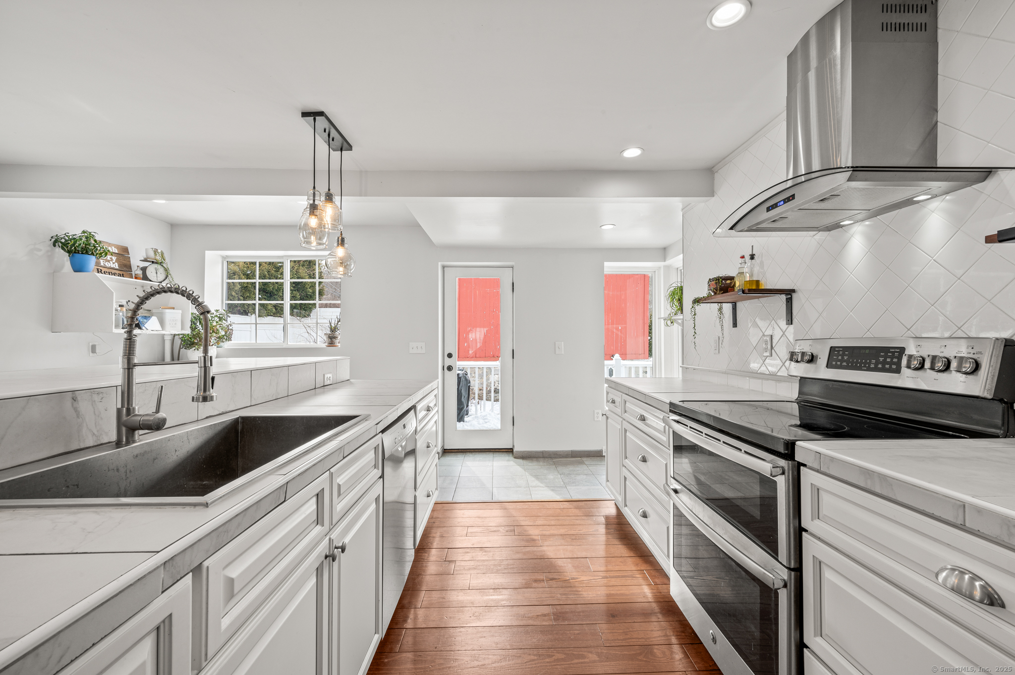 75 West Street, Stafford, Connecticut image 6
