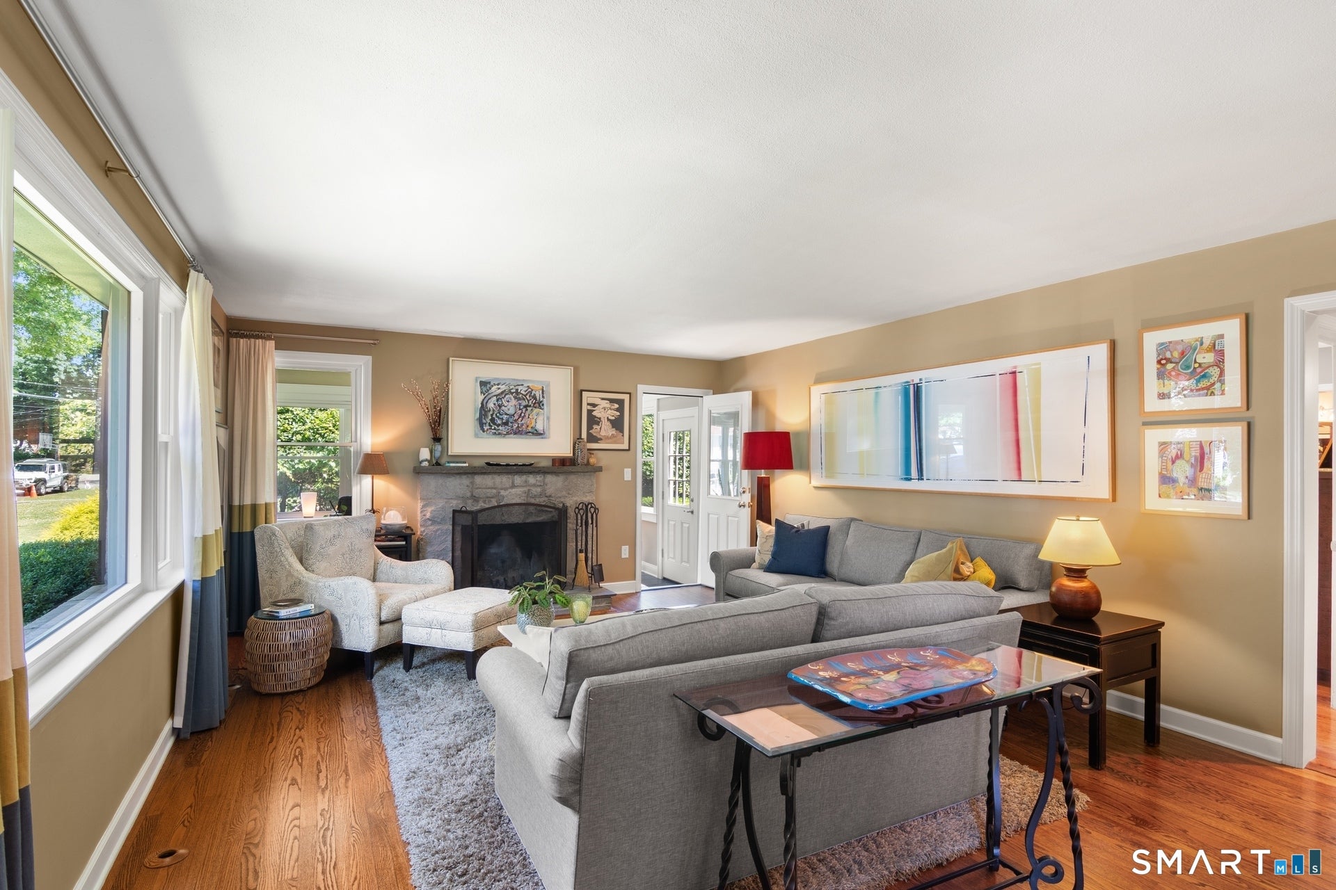 128 Soundview Court
