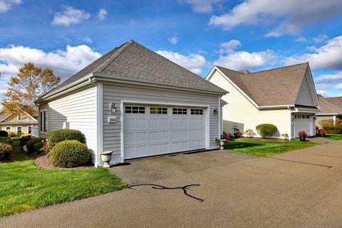 Tiny photo for 206 Deerfield Lane #206, Orange, CT 06477 (MLS # 24136607)