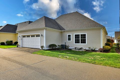 Tiny photo for 206 Deerfield Lane #206, Orange, CT 06477 (MLS # 24136607)