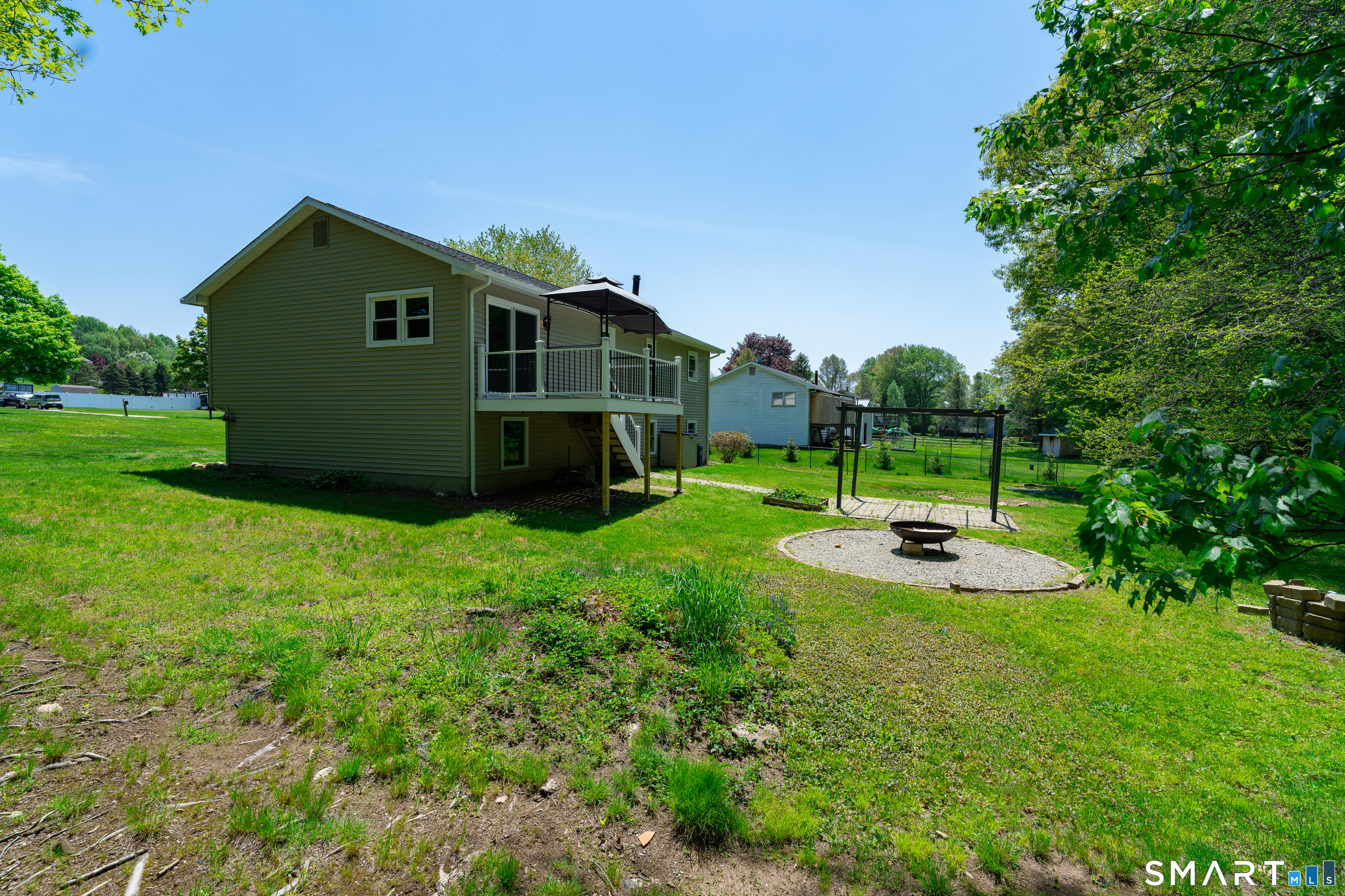 38 Deer Ridge Road