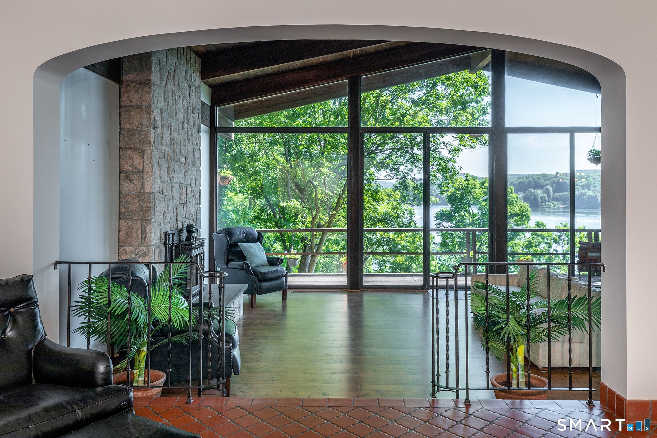 40 Sunset Drive