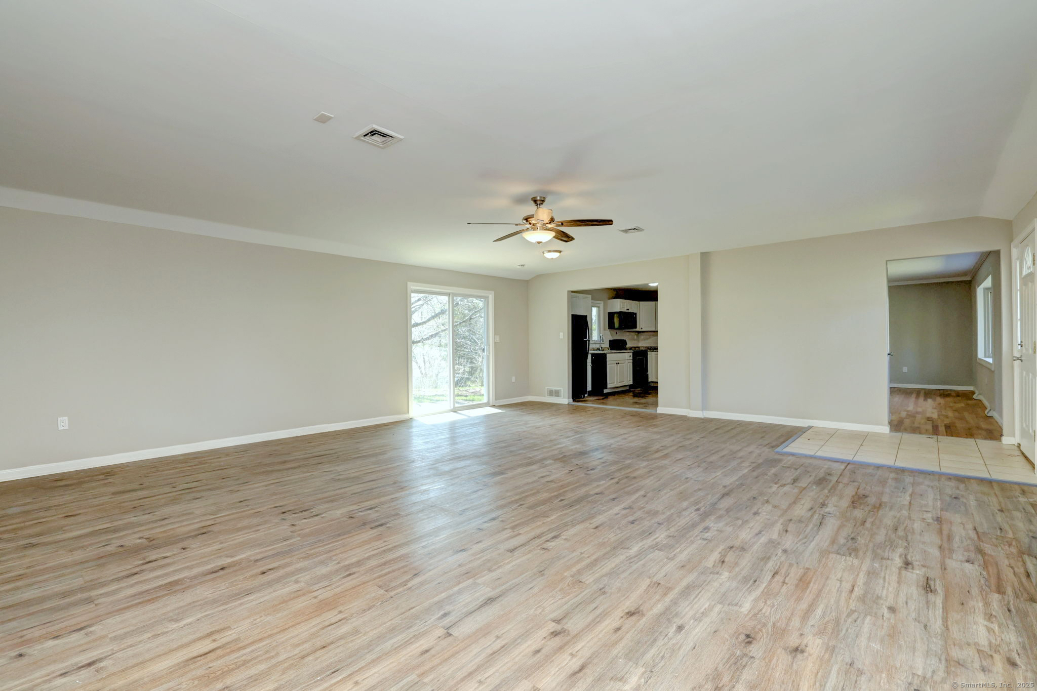 19 Miller Road, North Branford, Connecticut image 6
