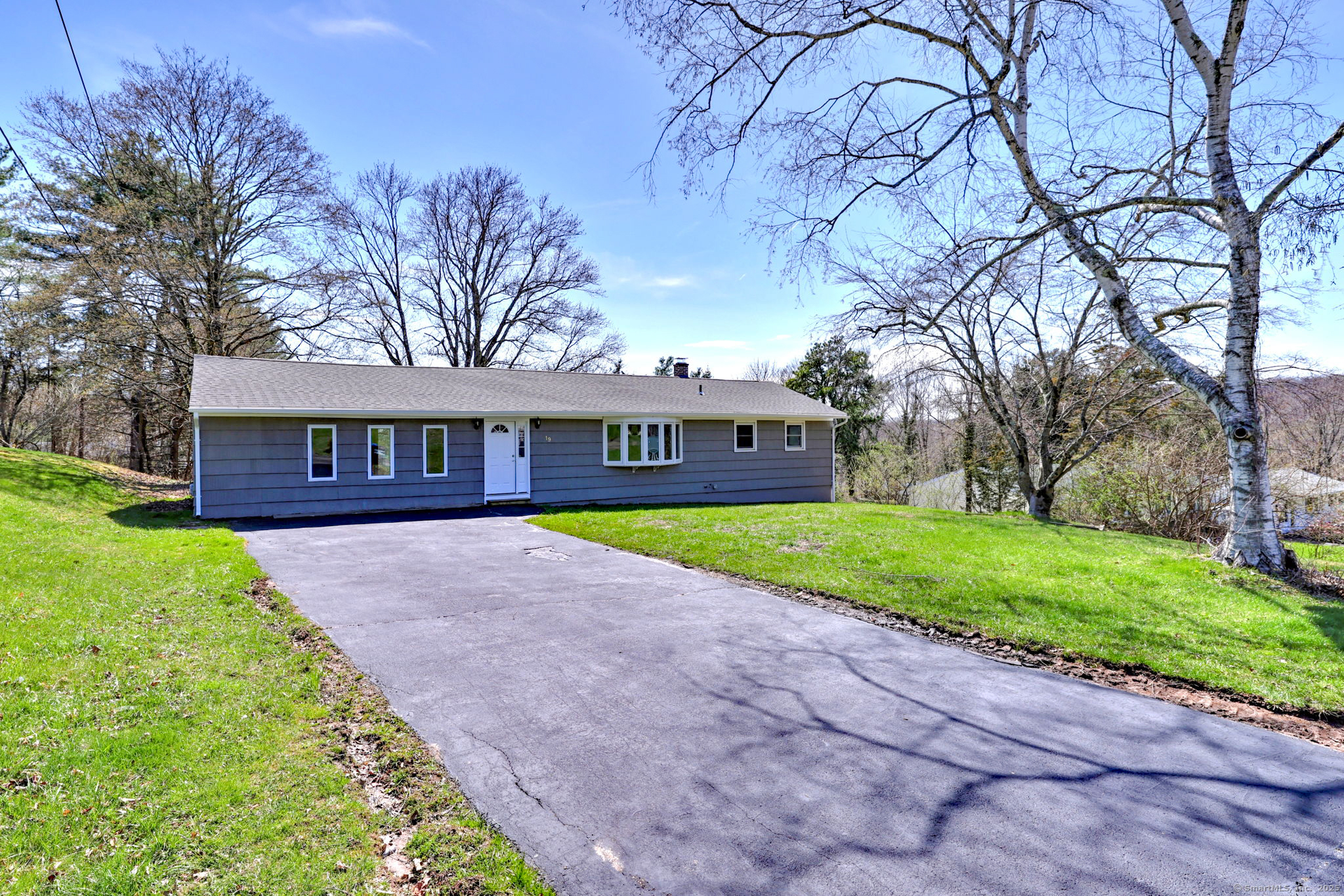 Property for Sale at Miller Road, North Branford, Connecticut - Bedrooms: 3 
Bathrooms: 1 
Rooms: 6  - $395,900
