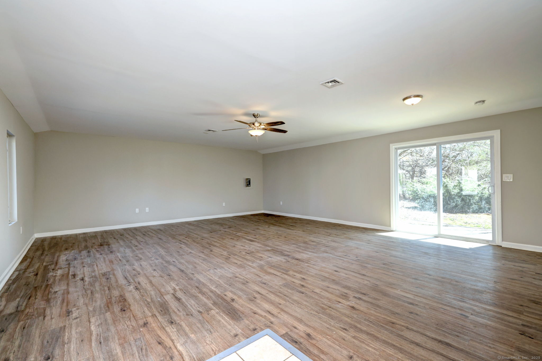 19 Miller Road, North Branford, Connecticut image 2