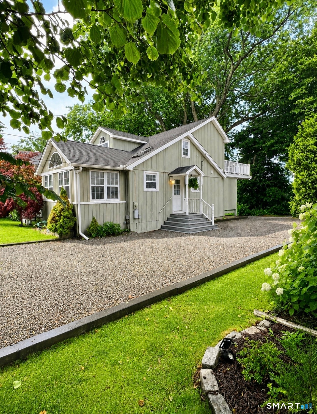 25 Uncas Trail
