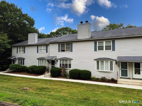 Condo For Sale - 20 Wolf Hill Road #9F<br/> New Haven County, Wolcott, CT 06716