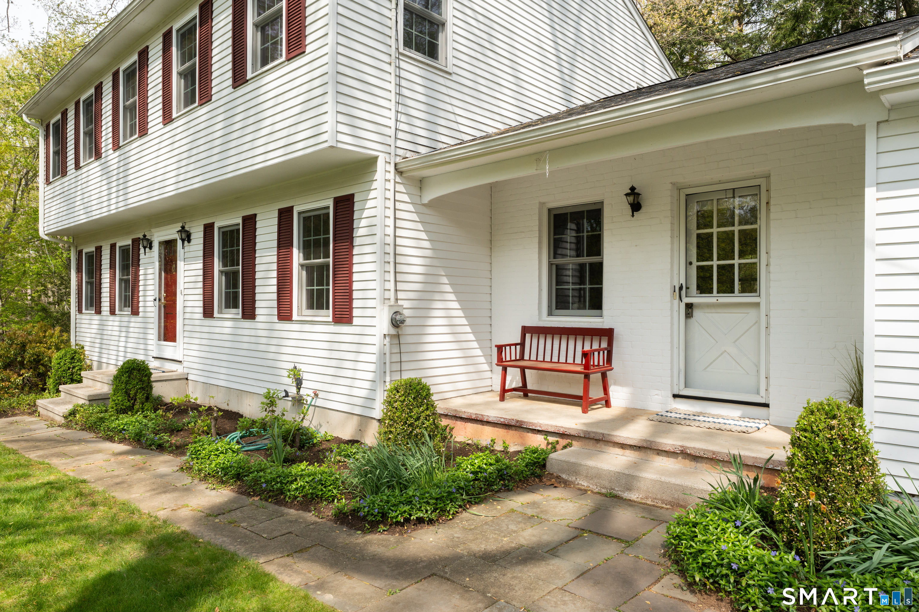 200 Whitethorn Drive