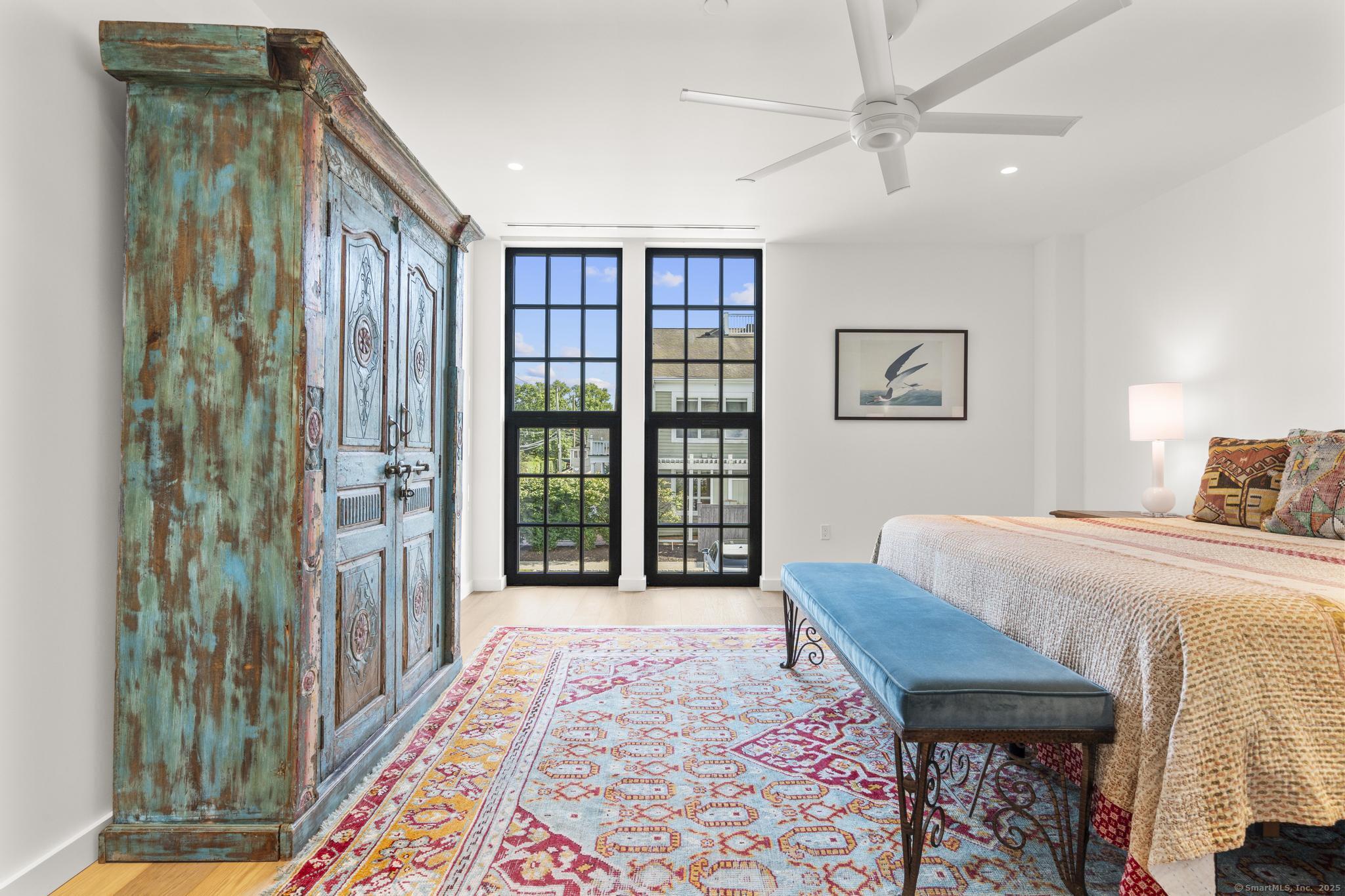 Norwalk, Connecticut 06853, United States, 3 Bedrooms Bedrooms, ,3 BathroomsBathrooms,Residential,Active,213964