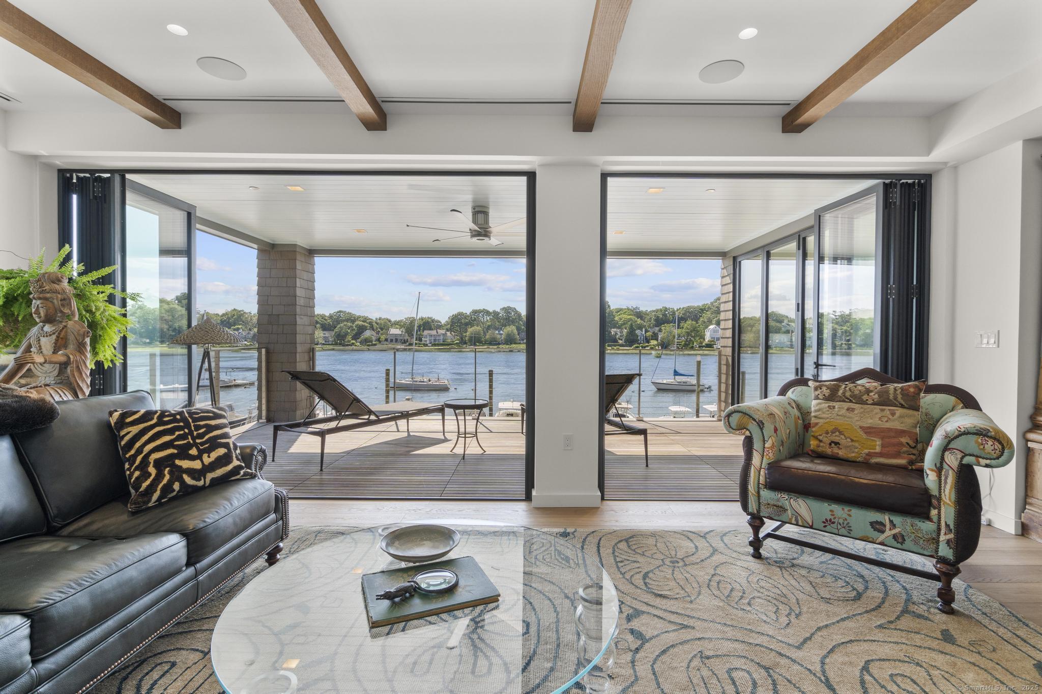 Norwalk, Connecticut 06853, United States, 3 Bedrooms Bedrooms, ,3 BathroomsBathrooms,Residential,Active,213964