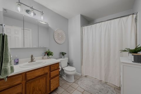 Tiny photo for 310 Boston Post Road #145, Waterford, CT 06385 (MLS # 24138253)