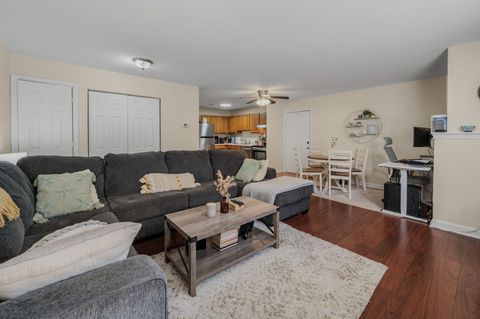 Tiny photo for 310 Boston Post Road #145, Waterford, CT 06385 (MLS # 24138253)