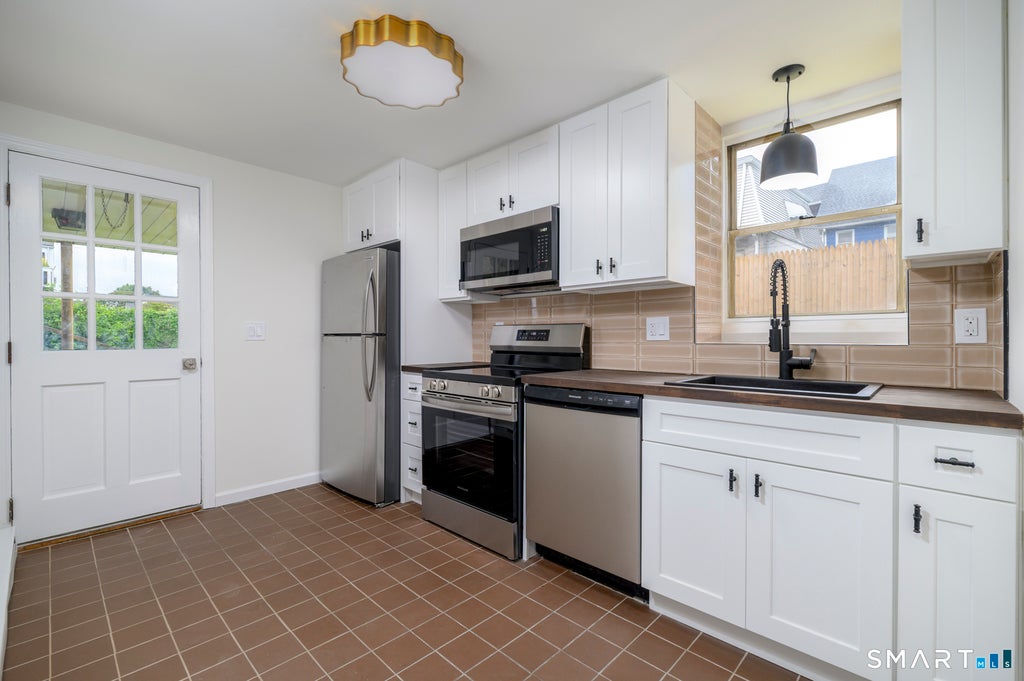 Photo of 50 Victory Street #1, Stamford, CT 06902 (MLS # 24202408)