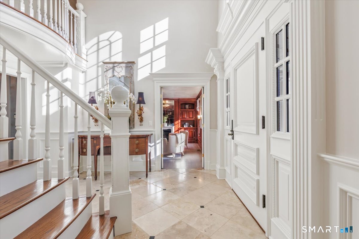 83 Long Lots Road