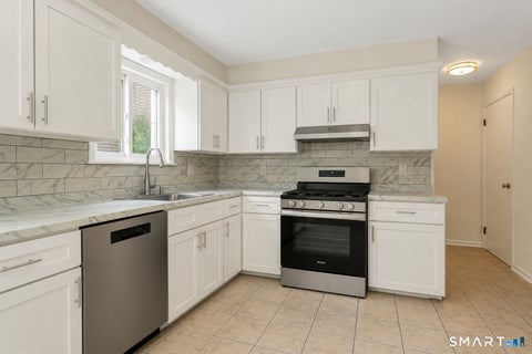 Tiny photo for 27 Bouton Street East Street, Stamford, CT 06907 (MLS # 24192422)