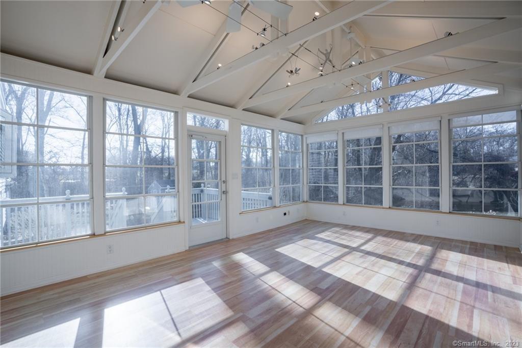 Photo 13 of 40 of 149 Simsbury Road house